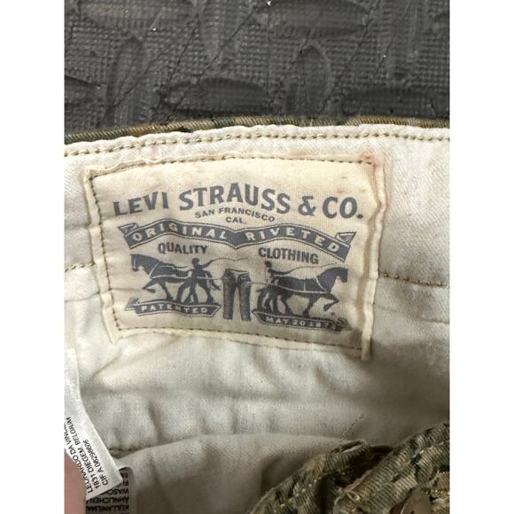Levi’s Camouflage Cargo Pants 34x30
EPC! - Picture 7 of 9